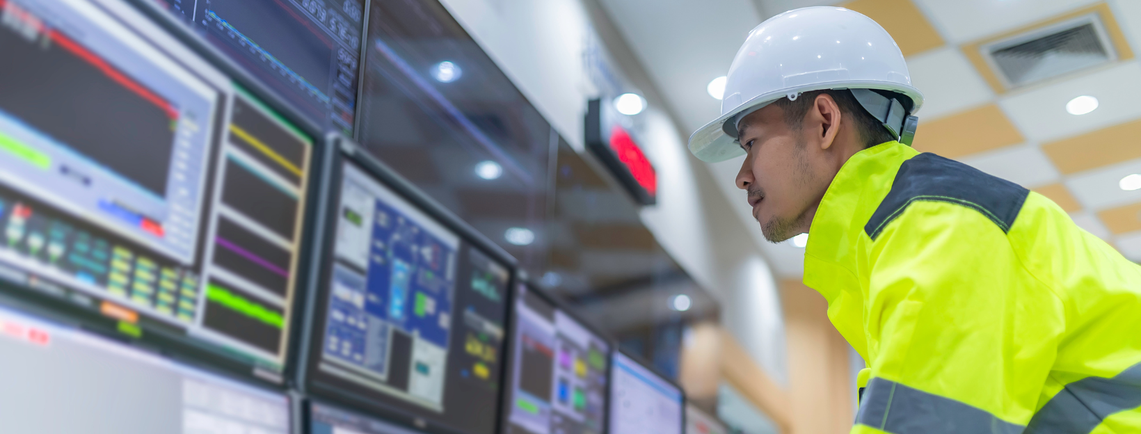 مركز التميز للأنظمة التشغيلية في مجال الأمن السيبراني